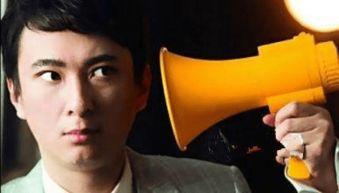 王思聪抱娃爆料者视频,育儿日常引发网友热议